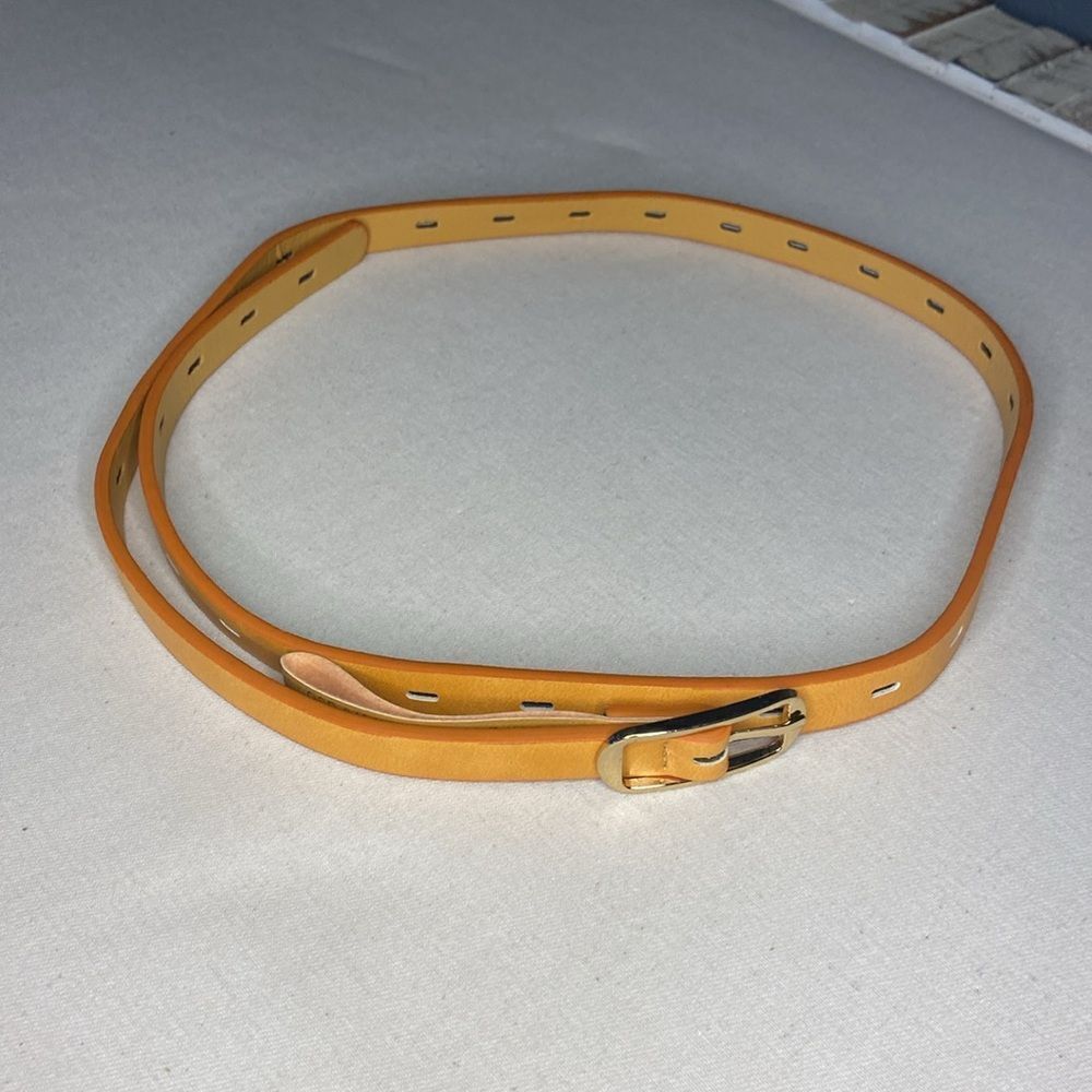 Linea Pelle collection belt size small - image 2